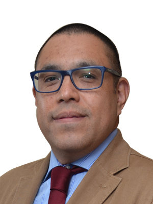 Dr. Luis Moncayo Martínez